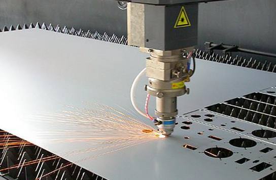 影響激光切割加工精度的幾個(gè)重要因素