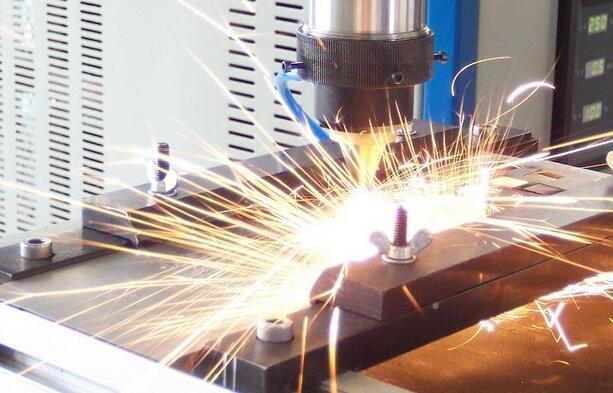 激光切割機(jī)如何切割穿孔？