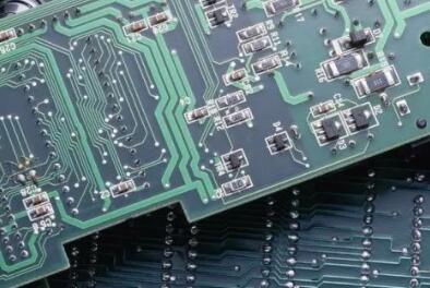 激光打標(biāo)PCB，電路板行業(yè)未來發(fā)展的趨勢
