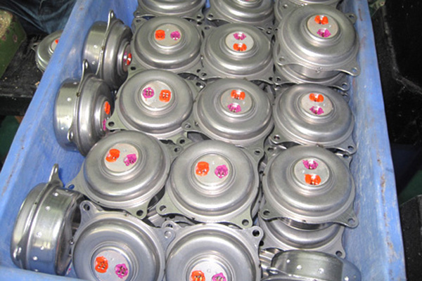 汽車安全氣囊發(fā)生器不銹鋼殼體焊接