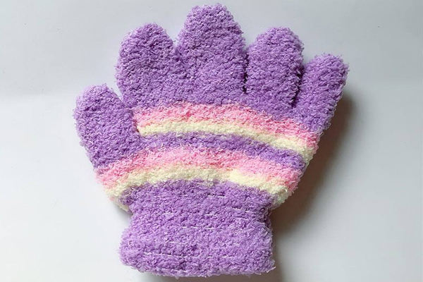 手套生產(chǎn)專(zhuān)用裁剪“利器”—手套激光切割機(jī)