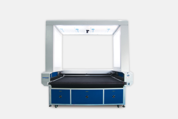 國(guó)旗印花彩旗裁剪設(shè)備—旗幟激光切割機(jī) 國(guó)旗印花彩旗裁剪設(shè)備—旗幟激光切割機(jī)