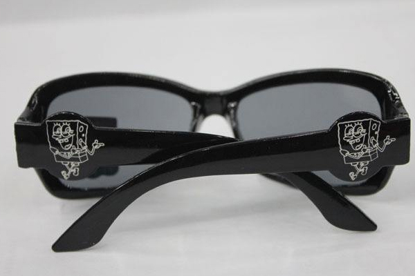 眼睛片激光鐳雕設(shè)備——眼鏡激光打標(biāo)機 眼睛片激光鐳雕設(shè)備——眼鏡激光打標(biāo)機