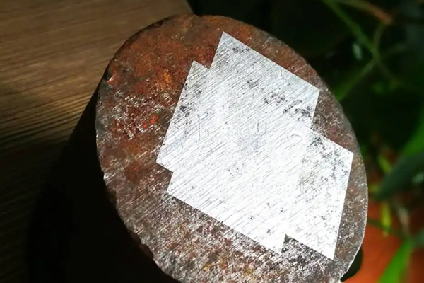 手持式金屬去污除銹設(shè)備—手提式激光清洗機(jī) 手持式金屬去污除銹設(shè)備—手提式激光清洗機(jī)